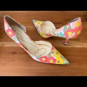 Anne Klein Christa Floral Pump